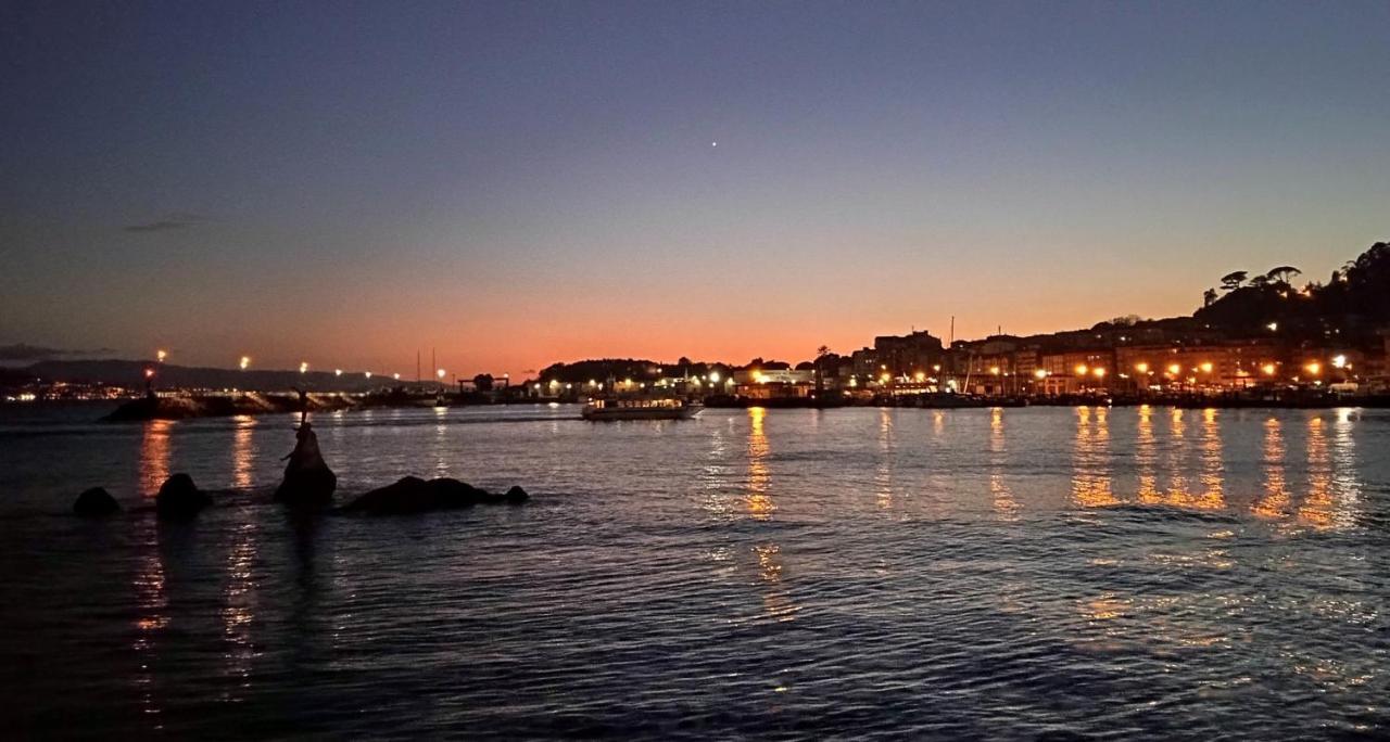 Hotel Playa Cangas do Morrazo Esterno foto